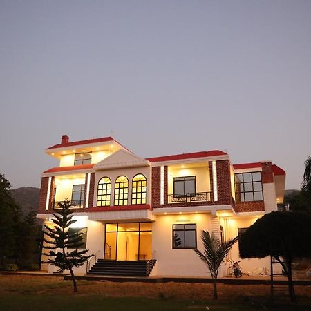 Winter Mountain Resort Pushkar Ngoại thất bức ảnh