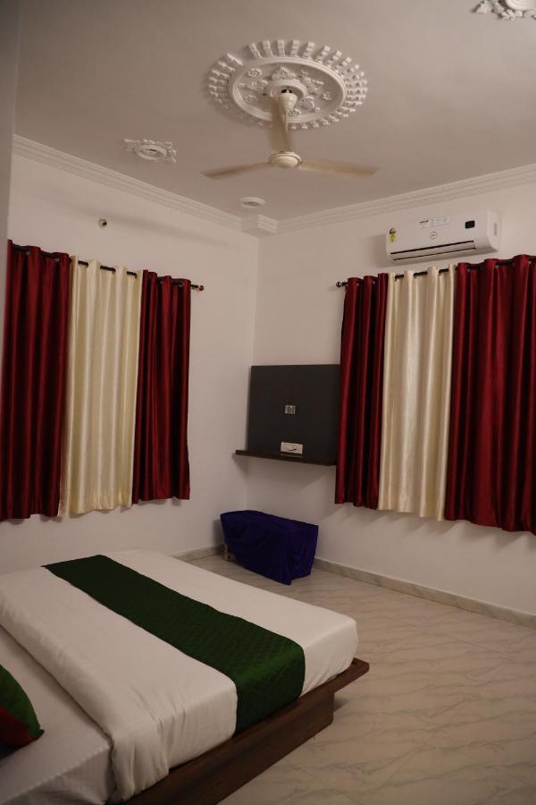 Winter Mountain Resort Pushkar Ngoại thất bức ảnh