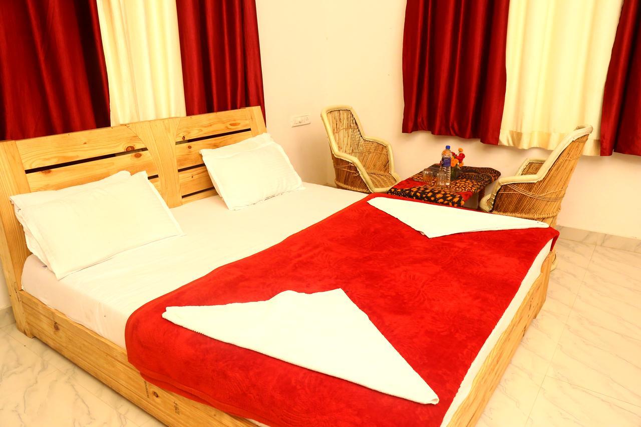 Winter Mountain Resort Pushkar Ngoại thất bức ảnh